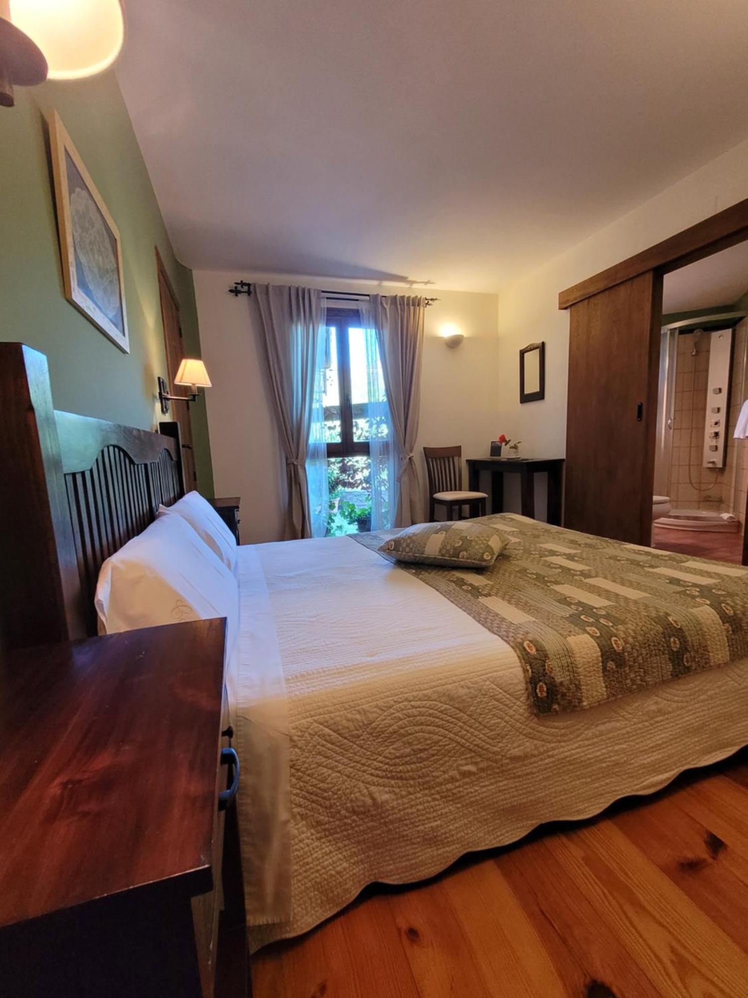 مبيت وإفطار Beranui Casa Macianet الغرفة الصورة